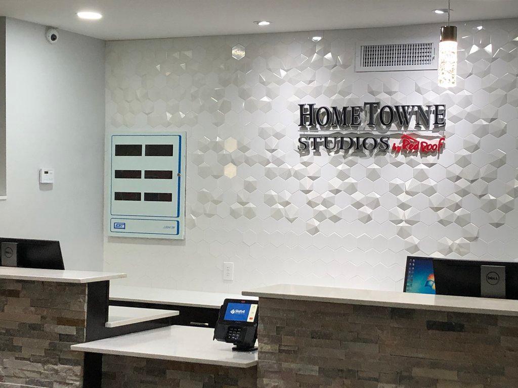 Hometowne Studios San Antonio Bagian luar foto